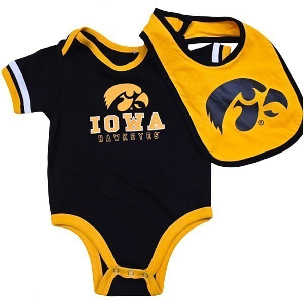 Iowa Hawkeyes Infant Gift Onesie with Bib